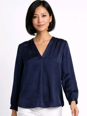 Vince Camuto Deep Navy Blue Rumple Satin 3/4 Sleeve Top Size M